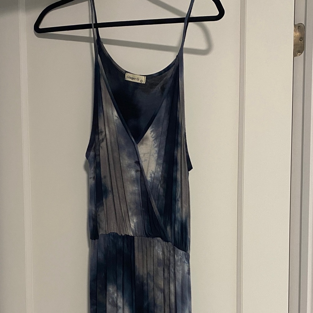 Blue Tie-Dye Sleeveless Rompr